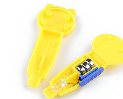 LED Light-Up Cartoon Ear Pick